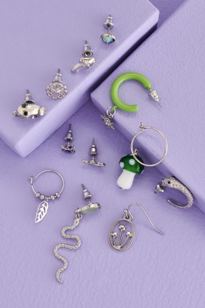 Funky Forest Single Earring Set laid out